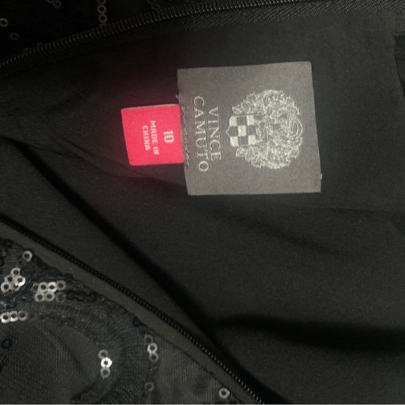 Black sequin lace form fitting dress.  Midi length.Worn once. - Picture 3 of 3